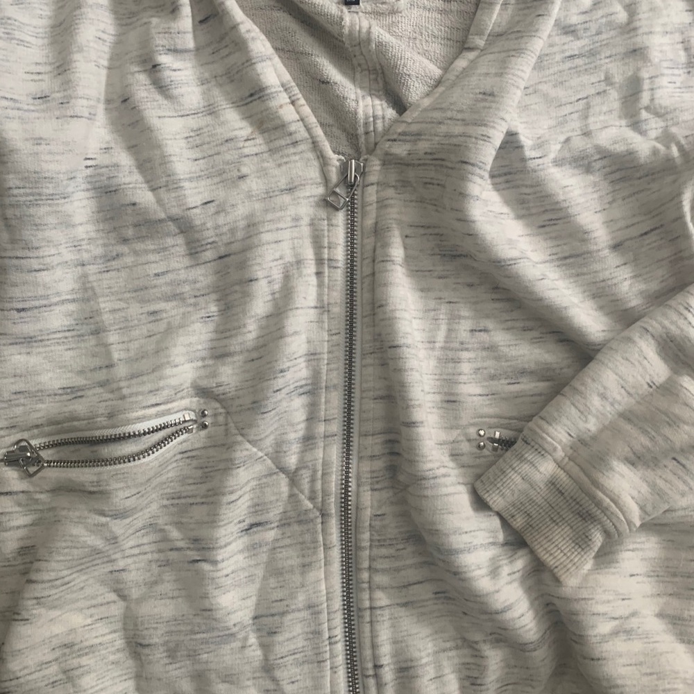 Wilfred Hoodie - Picture 3 of 4
